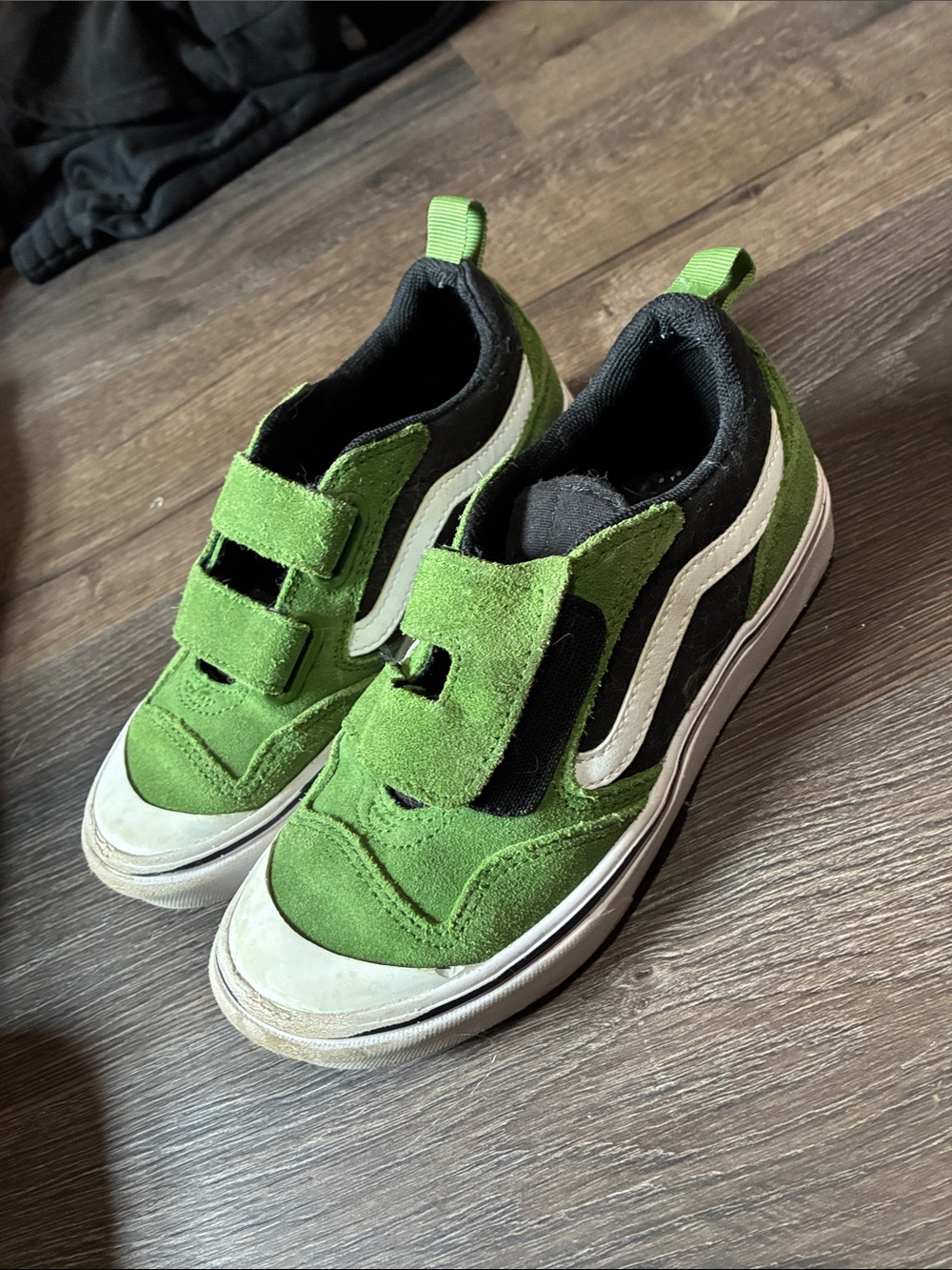 Vans Kids Green Suede Velcro Skate Shoes with White Stripe